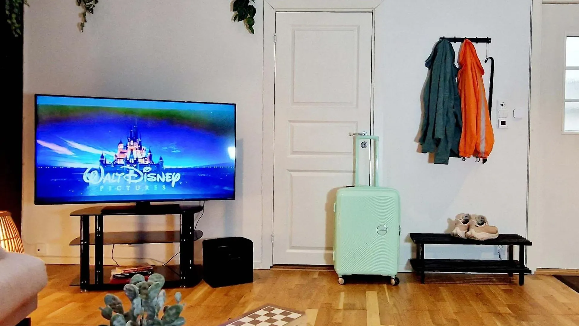 Apartment Ferienwohnung Prime Location Amazing King Bed Colorful Oasis Bergen
